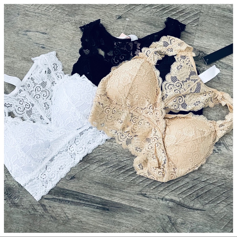 Lace Brallette with removable pads - Picture 5 of 6
